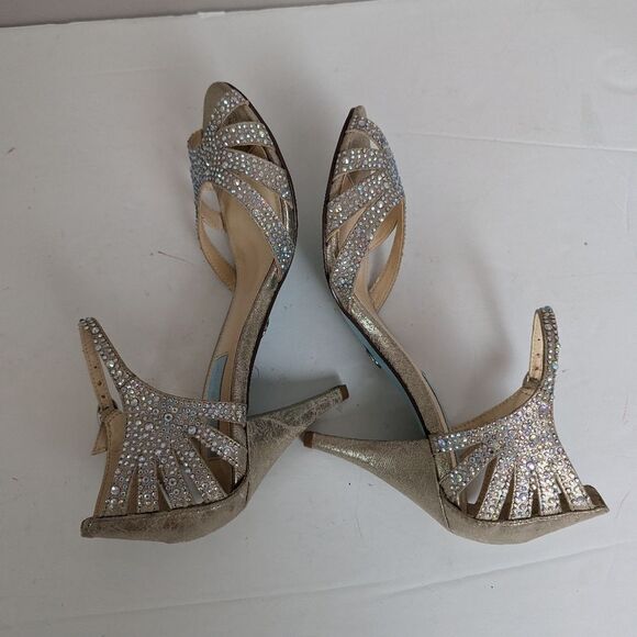 Betsey Johnson Blue Sweet Rhinestone Pumps – Size 6 Gold Heels – 3" Bridal Dress - Picture 3 of 13